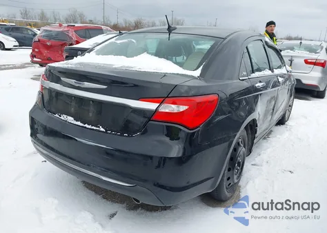 2012 Chrysler 200 Limited z USA, uszkodzony, nr VIN 1C3CCBCG2CN123934